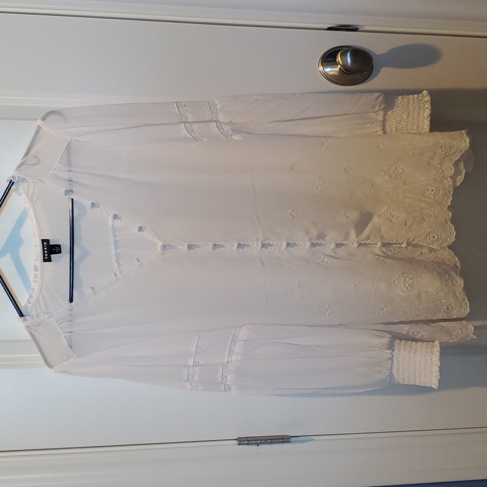 Torrid size 1 sheer white blouse